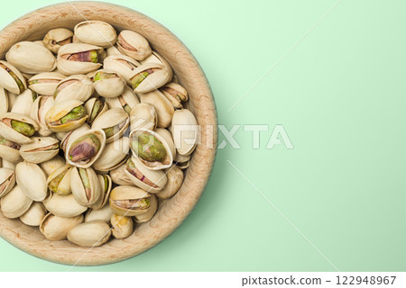 Pistachios 122948967