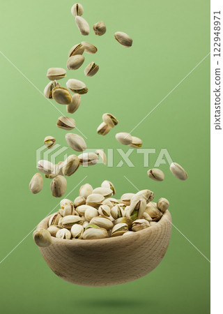 Pistachios Pistachios 122948971