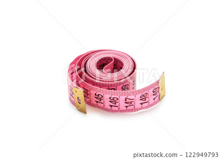 Pink plastic measure tape with metric scale isolated on white background. 122949793