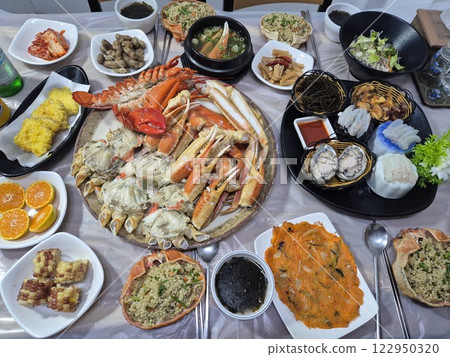 Korean seafood dishes. Korean king Crab and lobster Korean seafood dishes. Korean king Crab and lobster 122950320