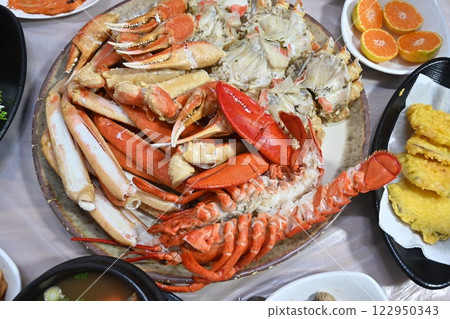 Korean seafood dishes. Korean king Crab and lobster Korean seafood dishes. Korean king Crab and lobster 122950343