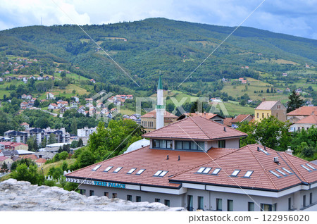 Travnik 122956020