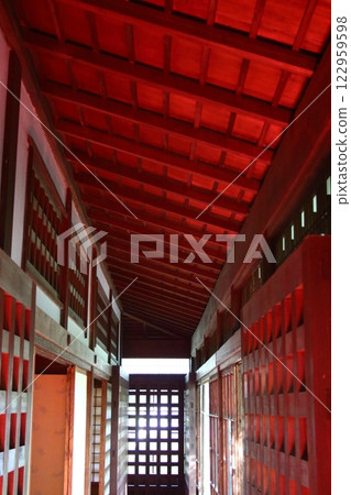 Corridor and ceiling of a wooden Japanese house Corridor and ceiling of a wooden Japanese house 122959598