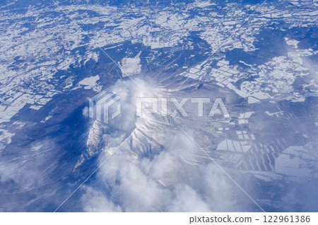 The ground seen from the sky (above Mt. Iwate) 122961386
