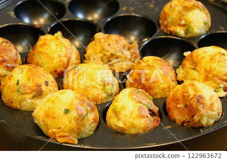 Bake Takoyaki 122963672