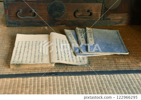 古文書流傳3卷.jpg 古文書流傳3卷.jpg 122966295