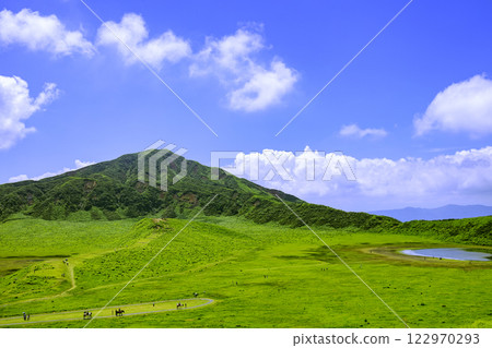 Beautiful Kusasenrigahama (Aso City, Kumamoto Prefecture), a tourist destination that represents Aso Beautiful Kusasenrigahama (Aso City, Kumamoto Prefecture), a tourist destination that represents Aso 122970293