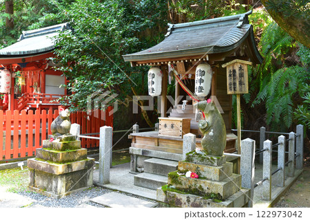 Kyoto Ootake Shinto shrine powerhouse company corm Mouse 122973042