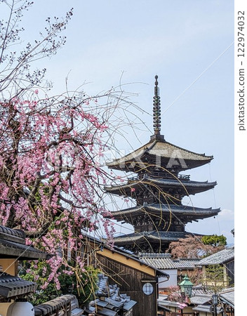 Five-story pagoda at Hokanji Temple Five-story pagoda at Hokanji Temple 122974032
