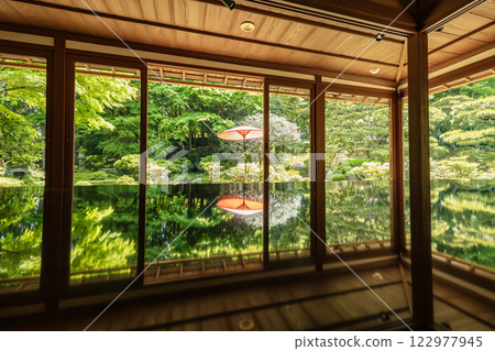 Fresh green former bamboo forest inn Fresh green former bamboo forest inn 122977945