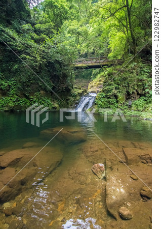 Fresh green "Akame 48 Waterfalls" [Reija Waterfall] 122982747