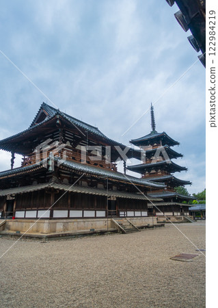 Horyuji Temple Golden Hall and Five-story Pagoda (Ikaruga Town, Nara Prefecture) Horyuji Temple Golden Hall and Five-story Pagoda (Ikaruga Town, Nara Prefecture) 122984219