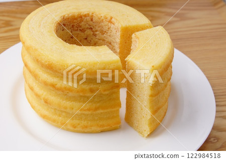 Moist and sweet Baumkuchen Moist and sweet Baumkuchen 122984518