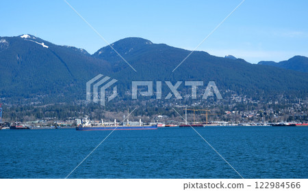 Vancouver cruiseship harbor in the city center, British Columbia, Canada Vancouver cruiseship harbor in the city center, British Columbia, Canada 122984566