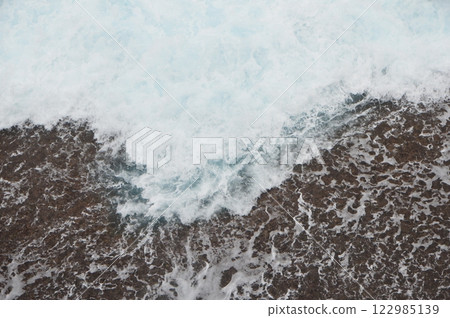 潮流（沖繩縣國頭郡國頭郡沖繩本島/ Hendo的最北端） 122985139