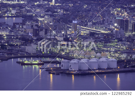 德山 山口縣周南市德山站週邊的夜景 122985292