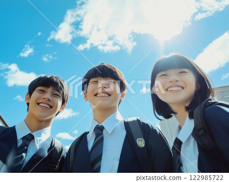 Group of high school students 122985722