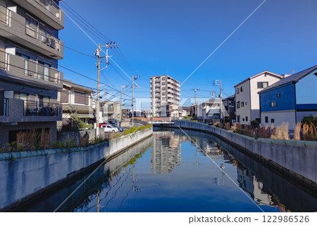 Funabashi Station 122986526