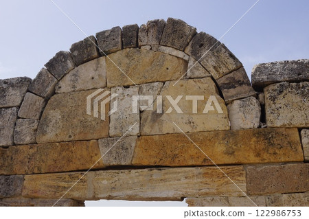 Hierapolis ruins in Pamukkale, Turkey 122986753