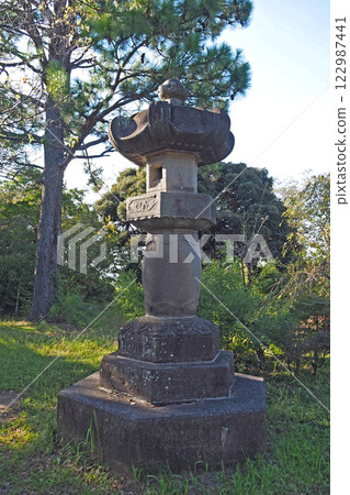 慈恩寺玄奘骨塔石燈籠【埼玉縣埼玉市岩槻區】 122987441