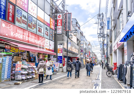 東京城市景觀：雪谷大塚站、美雪通商店街 122987918