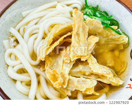 Fukuoka Hakata specialty: Burdock tempura udon 122987920
