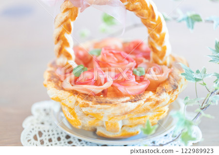 Rose Basket Pie Rose Basket Pie 122989923