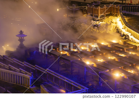 Night view of the Yubatake hot springs in Kusatsu onsen in winter 122990107