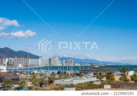 Lake Biwa scenery in winter Lake Biwa scenery in winter 122990193
