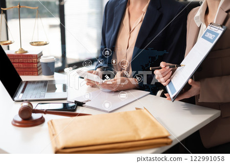 legal and corporate consultation concept focusing on law, advice, and business agreements. 122991058