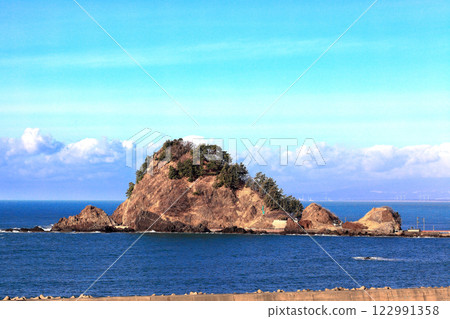 Yura Beach, White Waves, Hakusan Island Yura Beach, White Waves, Hakusan Island 122991358