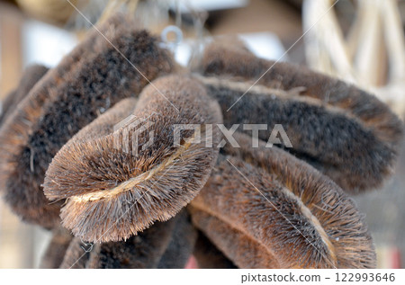 Scrub brush Scrub brush 122993646