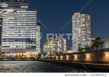 東京的夜晚:豐洲和晴海的風景 東京的夜晚:豐洲和晴海的風景 122995013