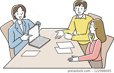 A woman giving a presentation using a PC and young men and women listening to her A woman giving a presentation using a PC and young men and women listening to her 122996005