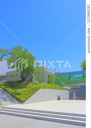 長野縣長野市,自然風光秀麗的長野縣立美術館 長野縣長野市,自然風光秀麗的長野縣立美術館 122999281