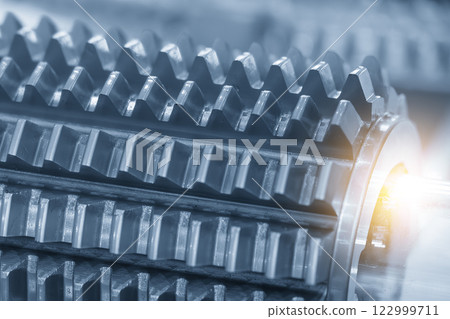 Closeup scene the spline hob cutter in the light blue scene. 122999711