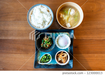 Japanese breakfast set with natto and soft-boiled egg 123000013