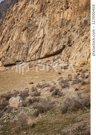 Farhad Tarash carvings in Bisotun, Iran Farhad Tarash carvings in Bisotun, Iran 123000408