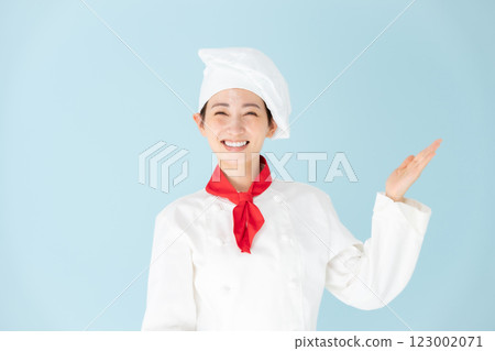 女廚師煮飯外套手揮 123002071