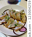 The perfect snack to go with your drink! Rare fried tuna 123004259