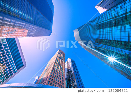 日本東京城市景觀：輝煌的時代。眺望汐留的辦公大樓（15號） 123004821