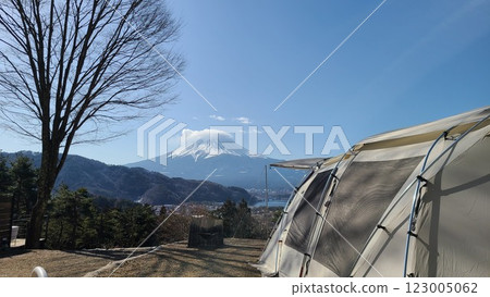 邊看富士山邊露營 123005062