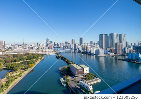 從 Waters Takeshiba 望向勝壑，這裡有萬豪豪華酒店 Mesm Tokyo 123005250