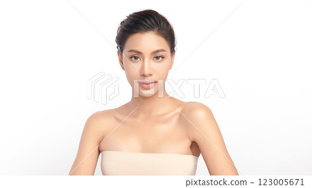 Beautiful young asian woman with clean fresh skin on white background, Face care, Facial treatment, Cosmetology, beauty and spa, Asian women portrait. Beautiful young asian woman with clean fresh skin on white background, Face care, Facial treatment, Cosmetology, beauty and spa, Asian women portrait. 123005671