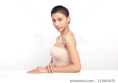Beautiful young asian woman with clean fresh skin on white background, Face care, Facial treatment, Cosmetology, beauty and spa, Asian women portrait. Beautiful young asian woman with clean fresh skin on white background, Face care, Facial treatment, Cosmetology, beauty and spa, Asian women portrait. 123005672