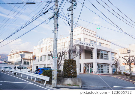 岡谷地方聯合政府大樓 岡谷地方聯合政府大樓 123005732