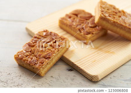 佛羅倫斯西式糖果形象 123006808