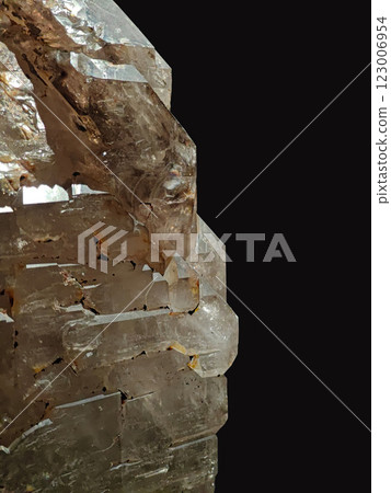 Hyaline Quartz Cluster with Shiny Peaks Hyaline Quartz Cluster with Shiny Peaks 123006954