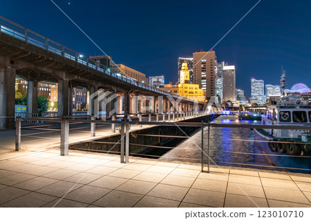 港區未來的夜景 123010710