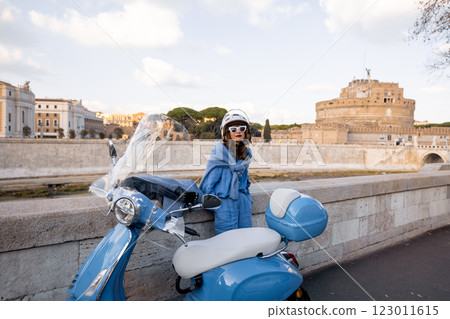 Traveler Capturing Moments in Rome Traveler Capturing Moments in Rome 123011615